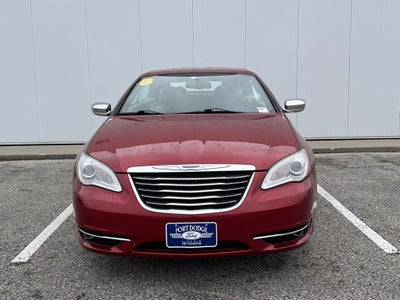 2014 Chrysler 200 Limited