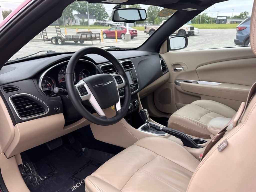 2014 Chrysler 200 Limited
