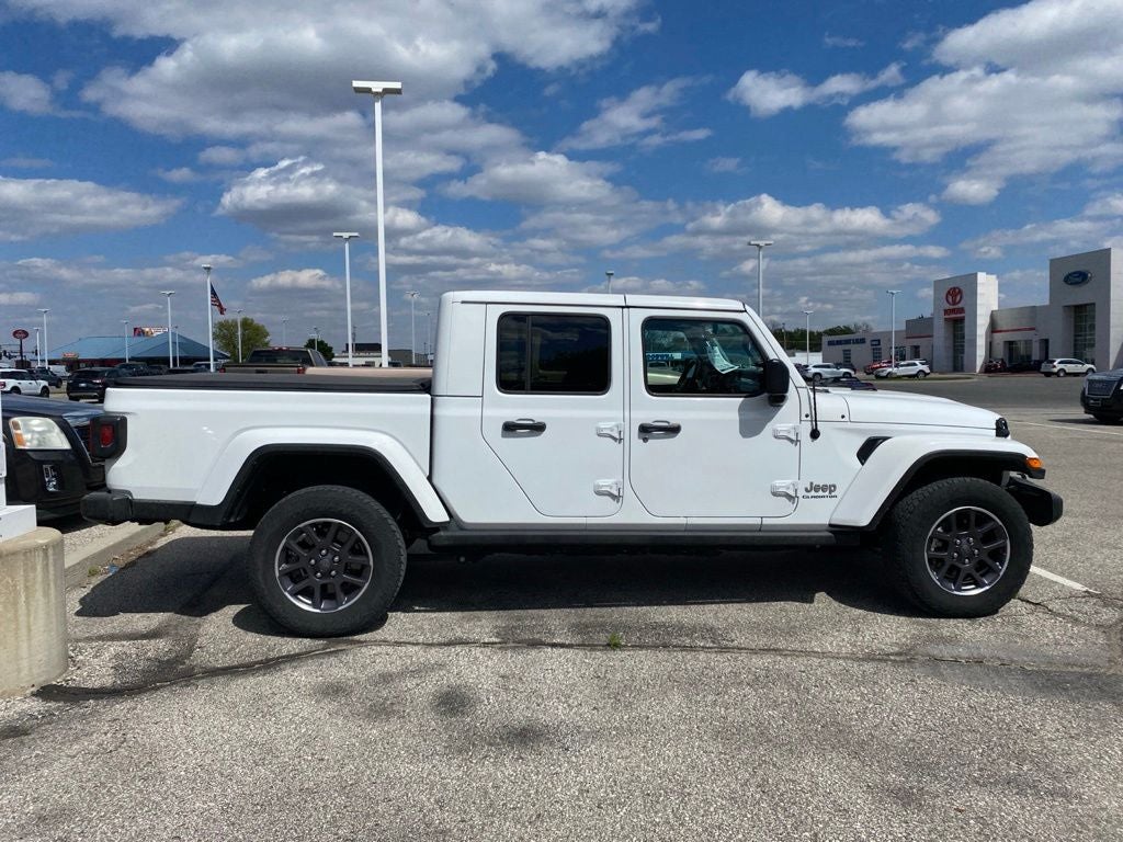 2022 Jeep Gladiator Overland