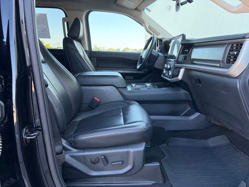 2023 Ford Expedition XLT