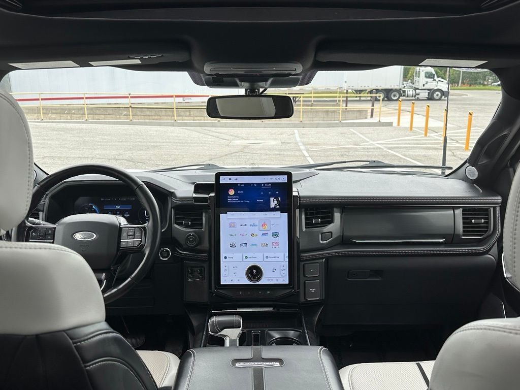 2023 Ford F-150 Lightning Platinum