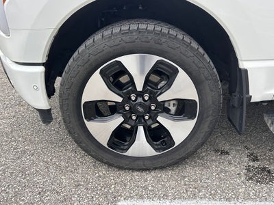 2023 Ford F-150 Lightning Platinum