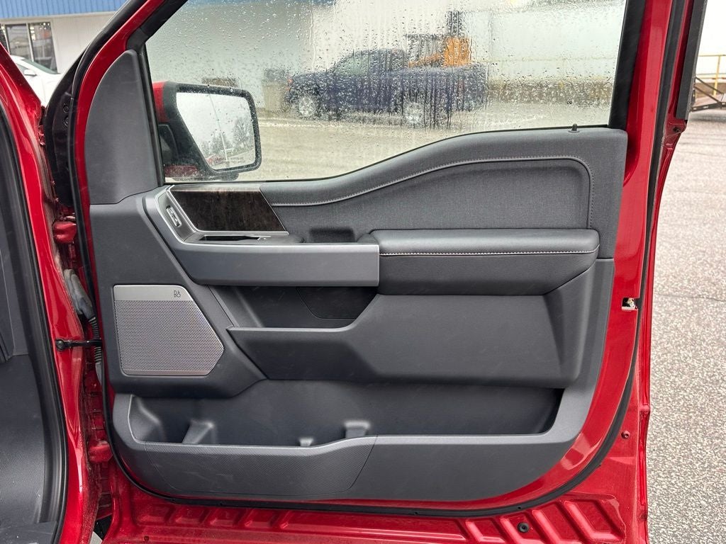 2022 Ford F-150 Lightning Lariat