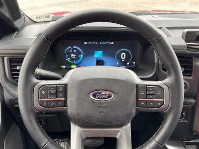 2022 Ford F-150 Lightning Lariat