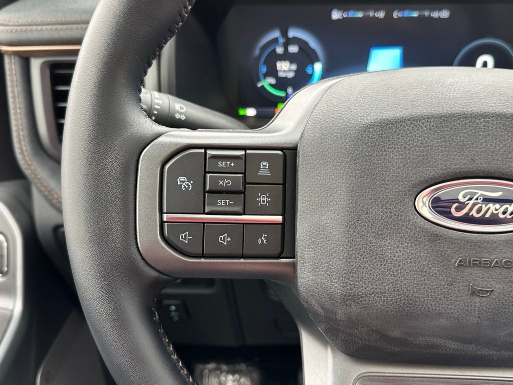 2022 Ford F-150 Lightning Lariat