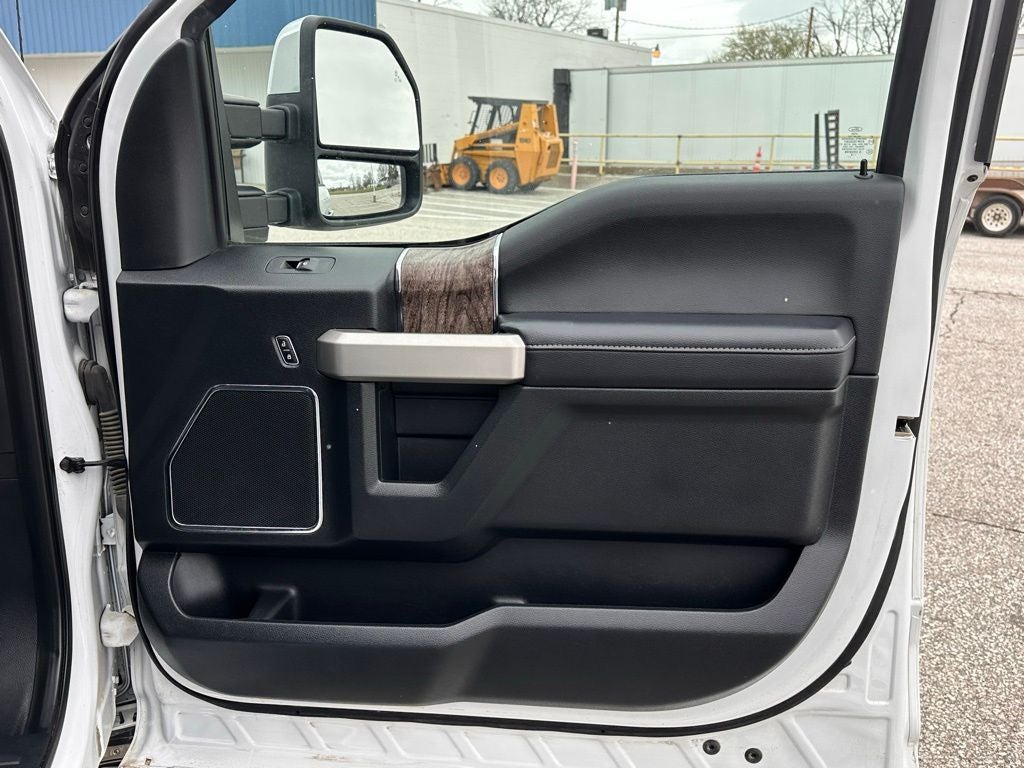 2019 Ford F-350SD Lariat DRW