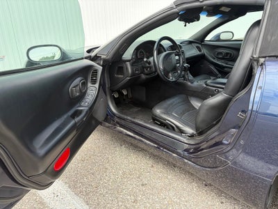 2000 Chevrolet Corvette Base