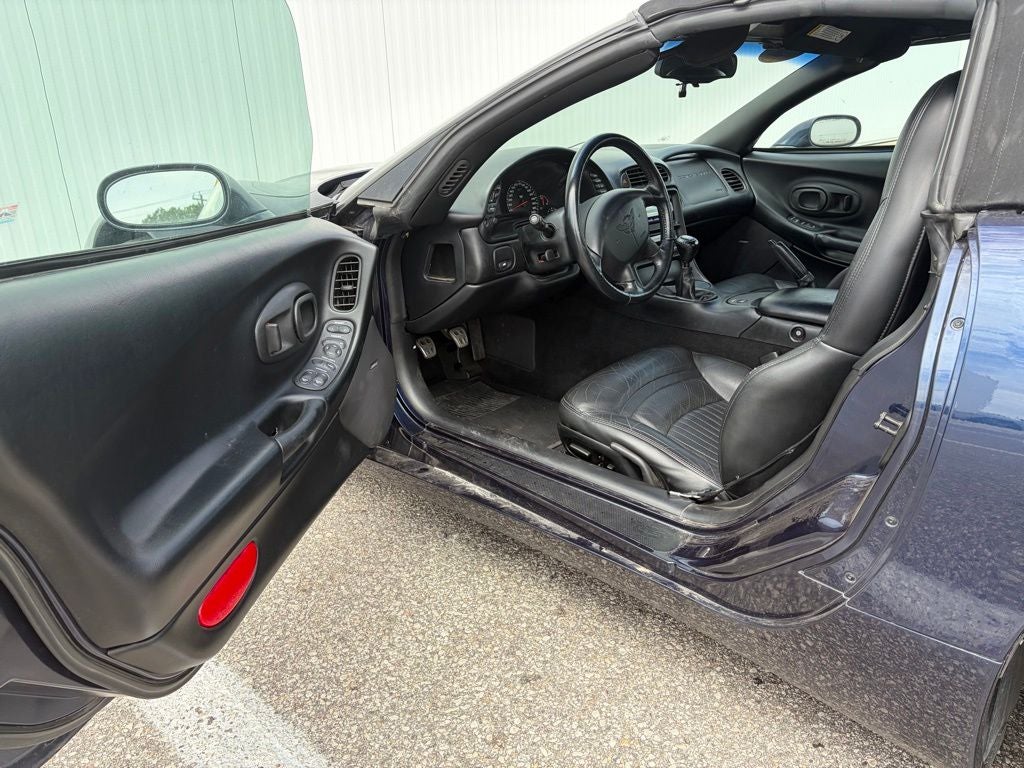 2000 Chevrolet Corvette Base