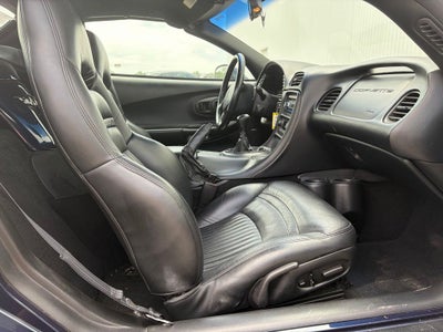 2000 Chevrolet Corvette Base