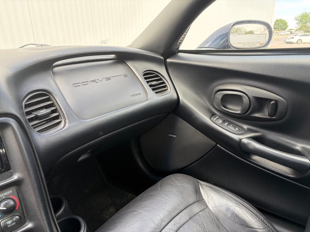 2000 Chevrolet Corvette Base