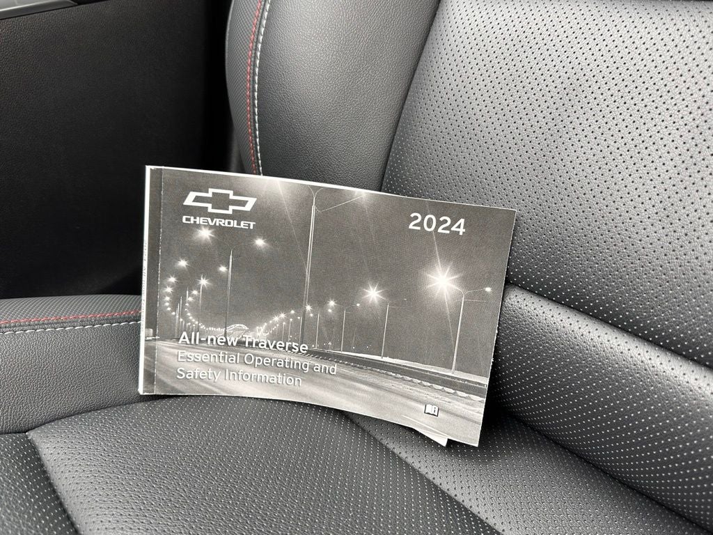 2024 Chevrolet Traverse RS