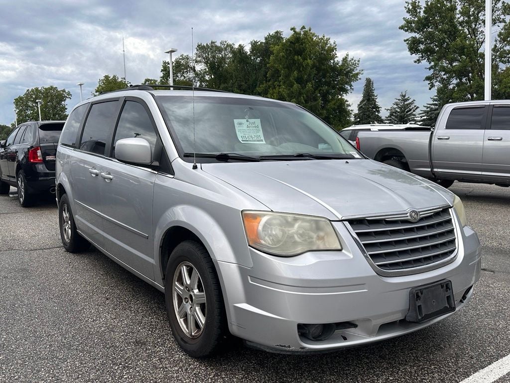2009 Chrysler Town & Country Touring