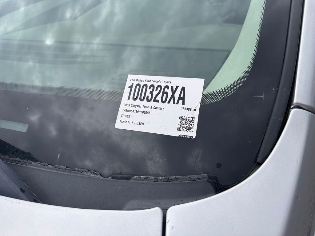 2009 Chrysler Town & Country Touring