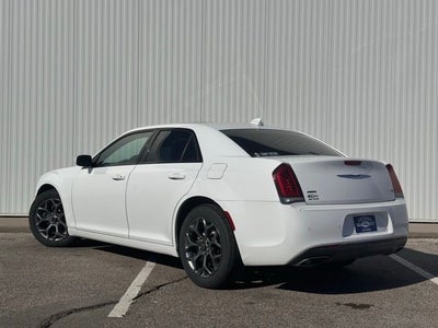 2016 Chrysler 300 S