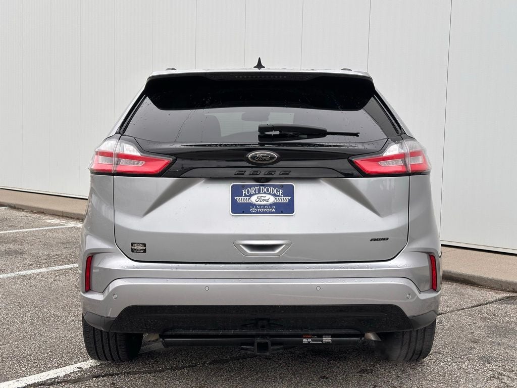 2022 Ford Edge SE