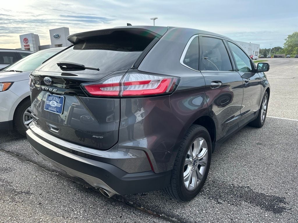 2022 Ford Edge Titanium