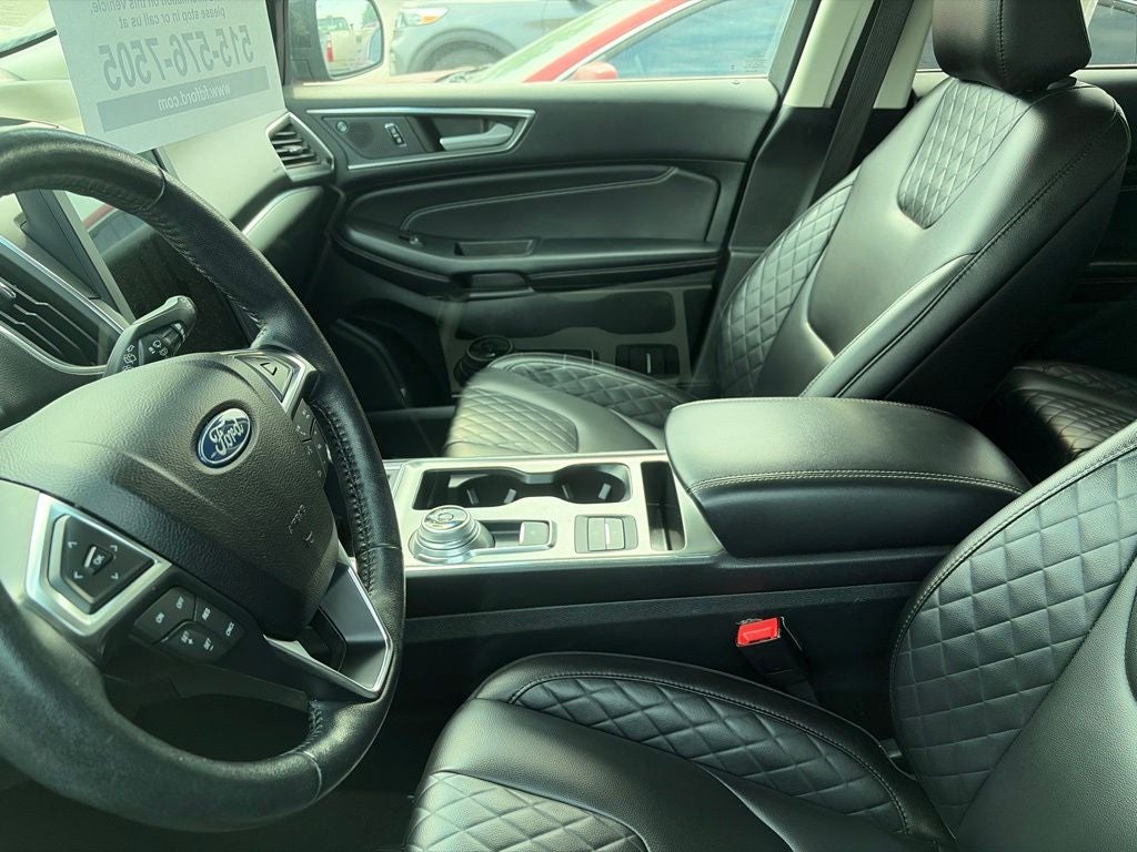 2023 Ford Edge Titanium