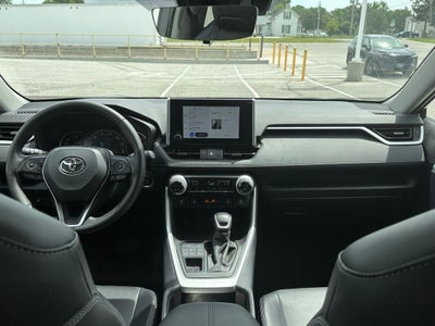 2025 Toyota RAV4 XLE Premium