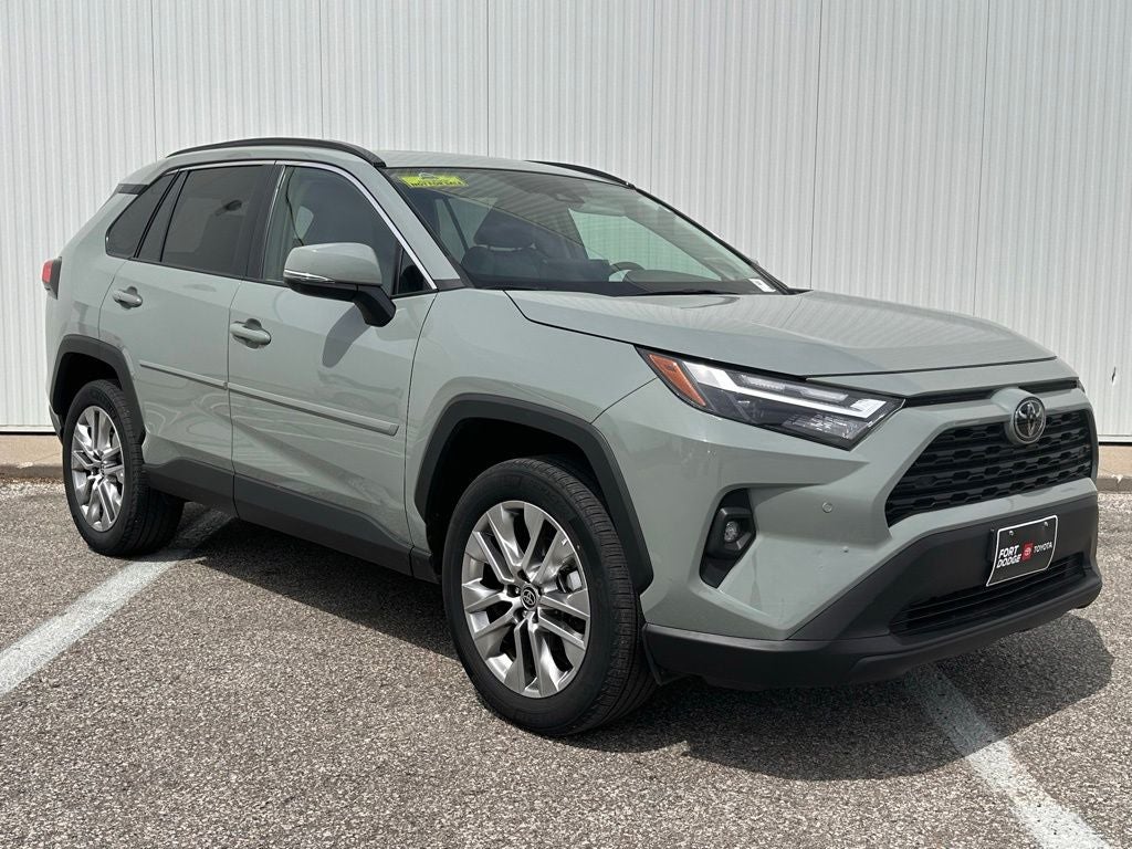 2023 Toyota RAV4 XLE Premium