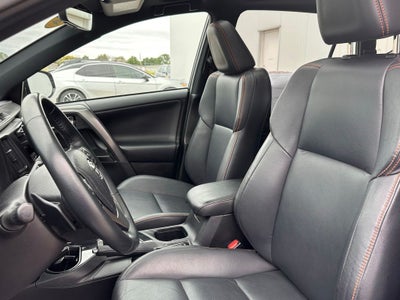 2018 Toyota RAV4 SE