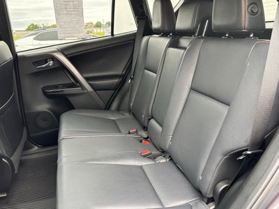 2018 Toyota RAV4 SE