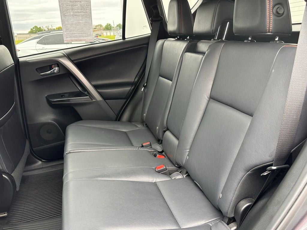 2018 Toyota RAV4 SE