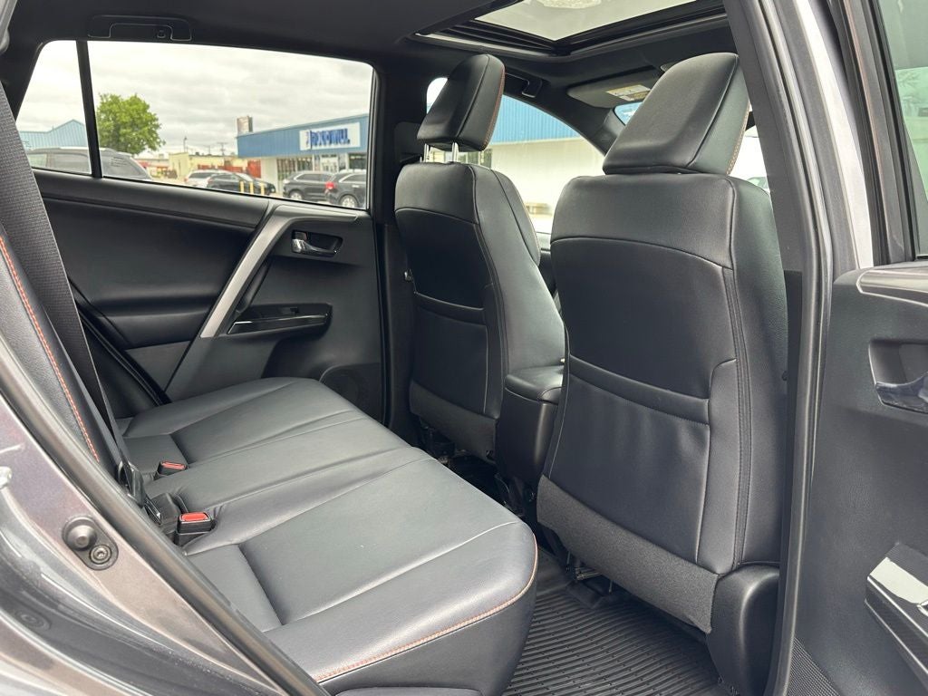 2018 Toyota RAV4 SE