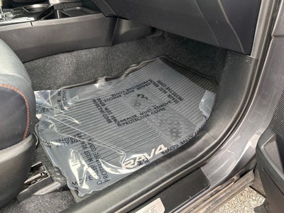 2018 Toyota RAV4 SE