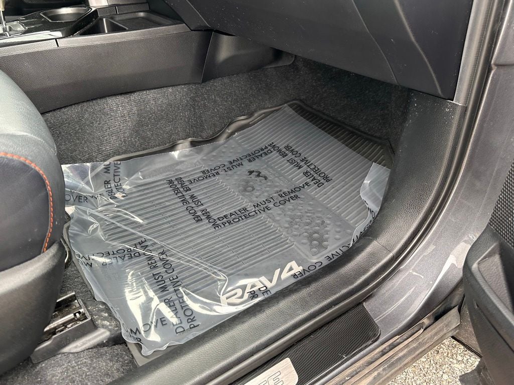 2018 Toyota RAV4 SE