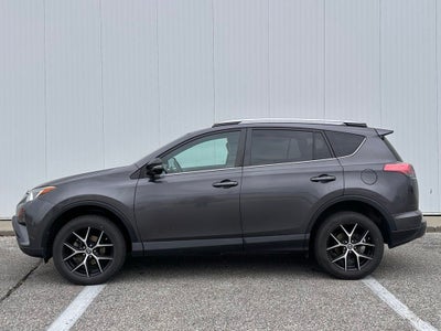 2018 Toyota RAV4 SE