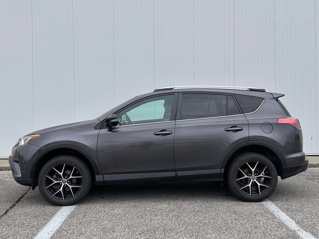 2018 Toyota RAV4 SE