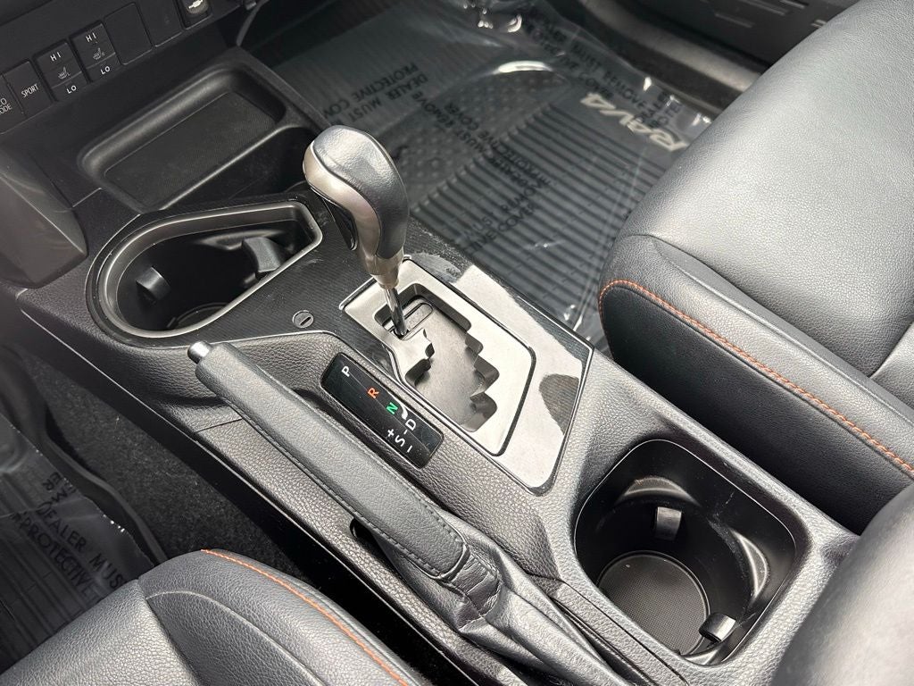 2018 Toyota RAV4 SE
