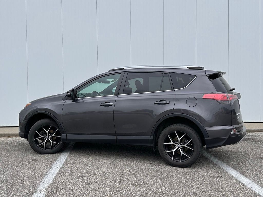 2018 Toyota RAV4 SE