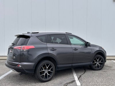 2018 Toyota RAV4 SE