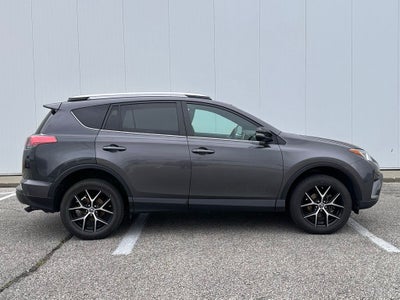 2018 Toyota RAV4 SE