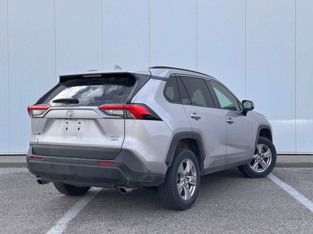 2022 Toyota RAV4 XLE