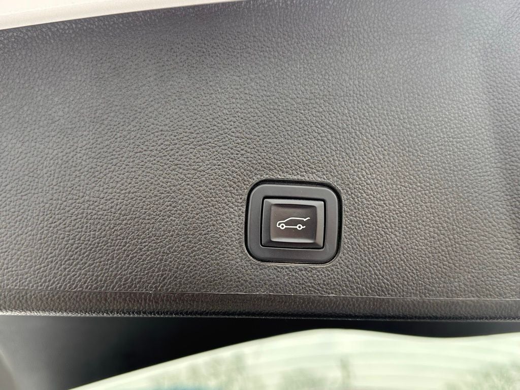 2016 Cadillac SRX Performance