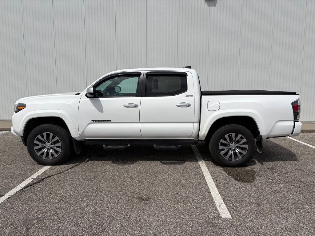 2022 Toyota Tacoma Limited V6