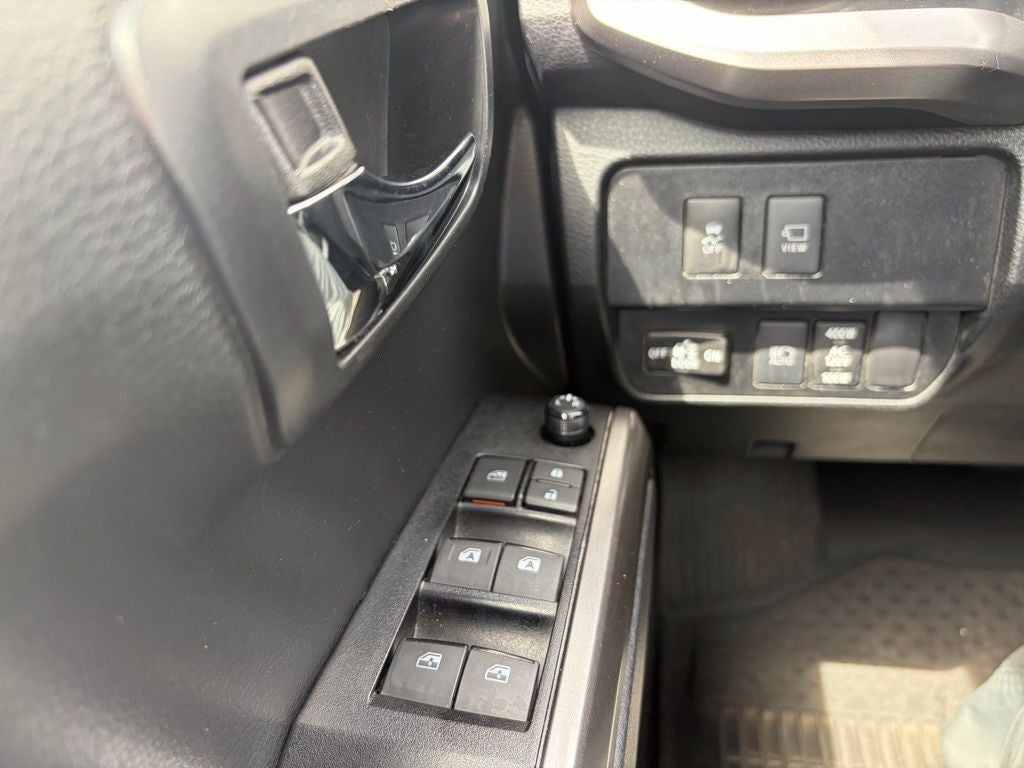 2022 Toyota Tacoma Limited V6