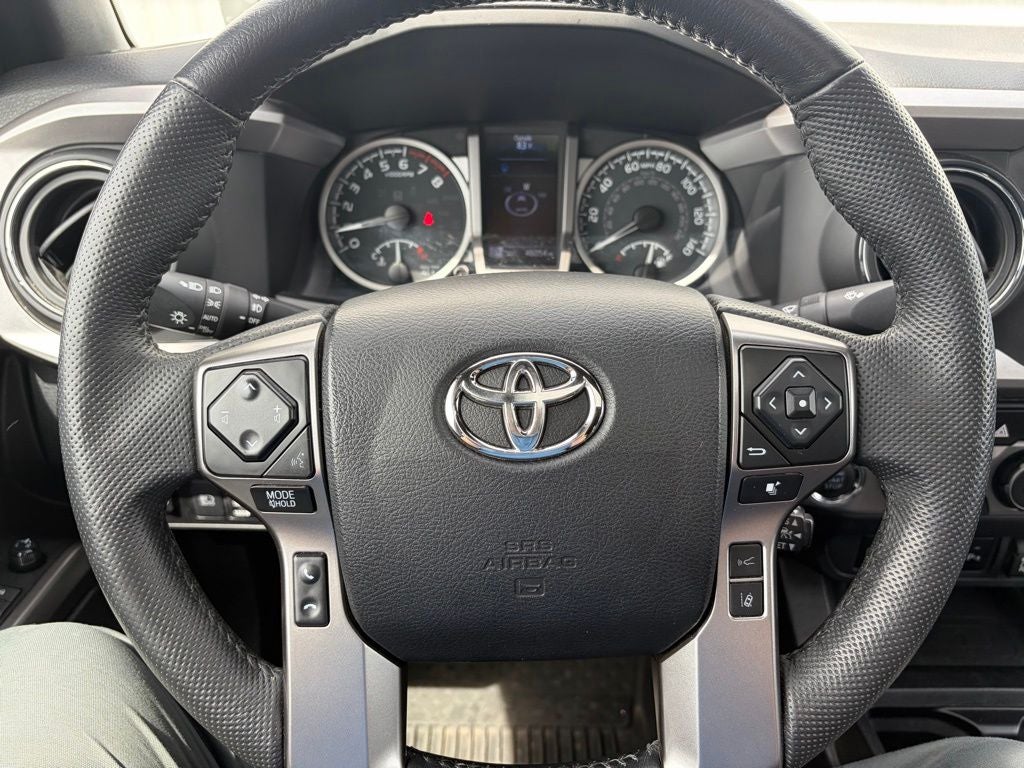 2022 Toyota Tacoma Limited V6