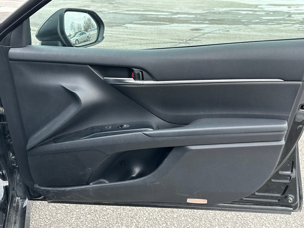 2019 Toyota Camry Hybrid LE