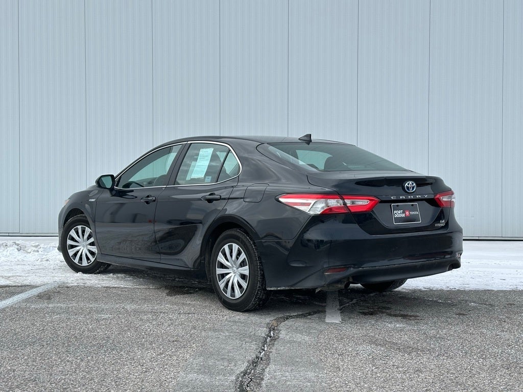 2019 Toyota Camry Hybrid LE
