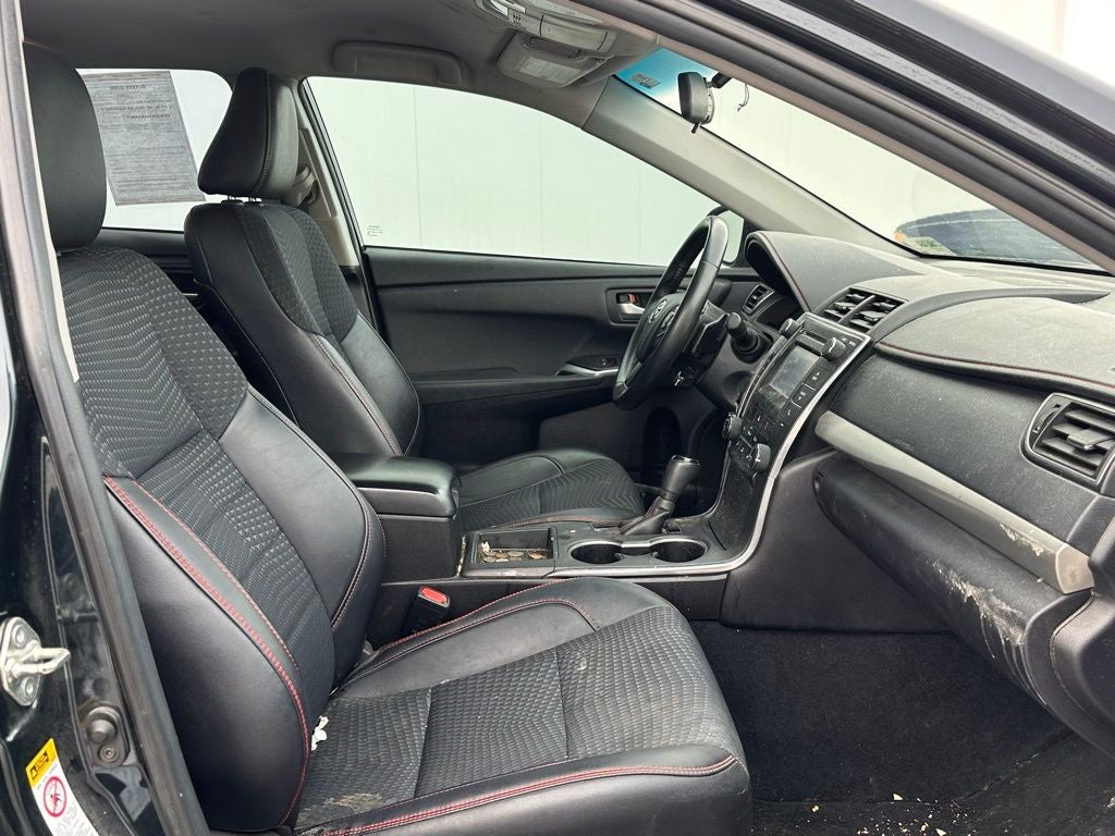 2015 Toyota Camry SE