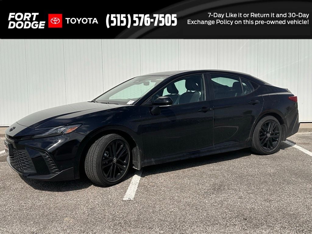 2025 Toyota Camry SE Hybrid