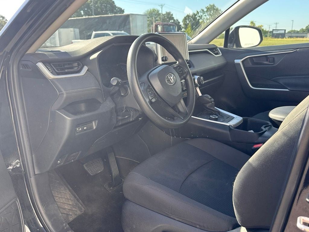 2023 Toyota RAV4 Hybrid LE