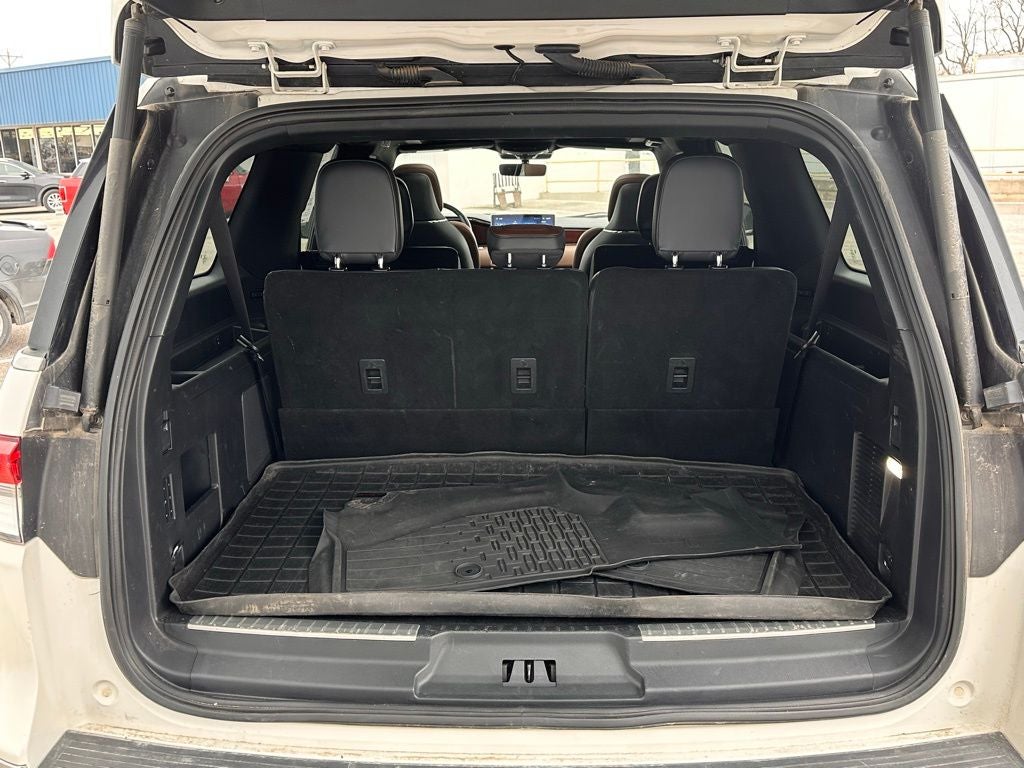 2023 Lincoln Navigator L Reserve