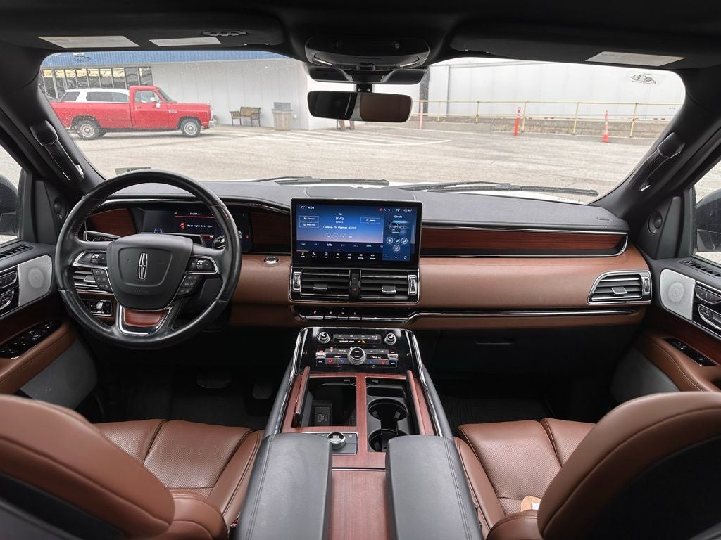 2023 Lincoln Navigator L Reserve