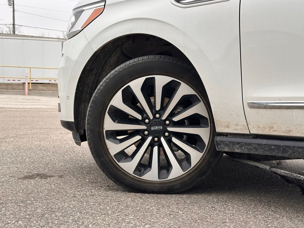 2023 Lincoln Navigator L Reserve