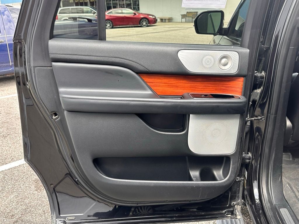 2019 Lincoln Navigator L Reserve