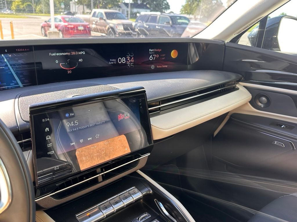 2025 Lincoln Nautilus Premiere II